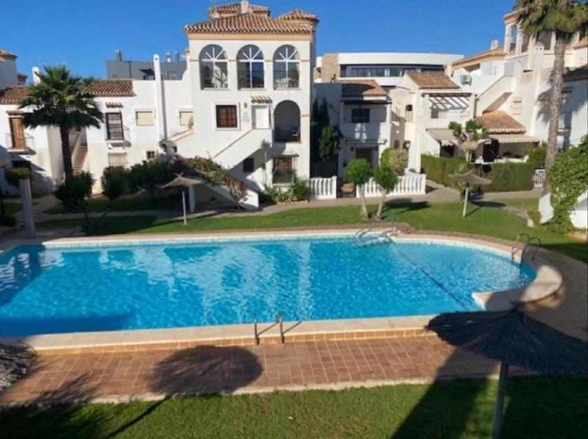 Apartment Playa Flamenca 151 *